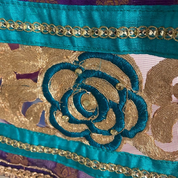 Women’s Indian Lehenga Size Medium - Picture 4 of 4